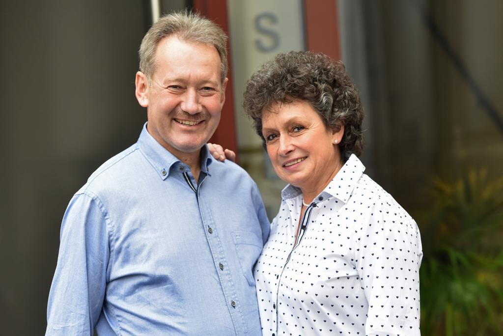 Hotel Gastehaus Und Weingut Bernd Frieden Nittel Exterior foto