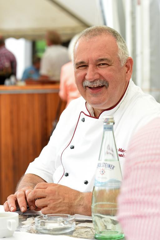 Hotel Gastehaus Und Weingut Bernd Frieden Nittel Exterior foto